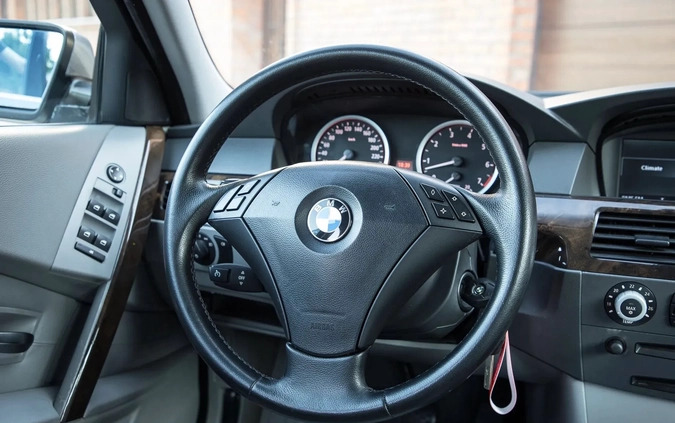 BMW Seria 5 cena 33900 przebieg: 212000, rok produkcji 2003 z Olkusz małe 106